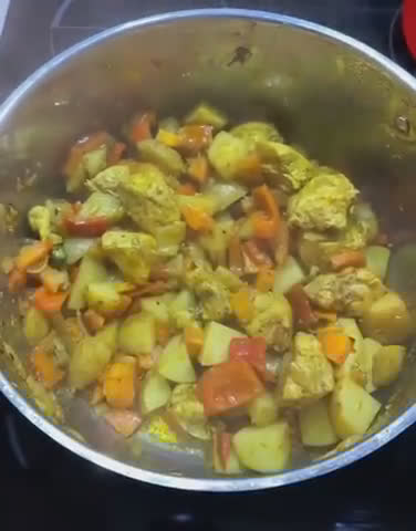 صورة لخطوة 3 من وصفة مرقة دجاج مع أرز