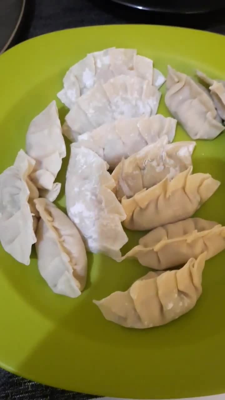 Foto langkah ke 1 dari resep Gyoza Ayam Udang.