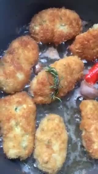 Une image de l'étape 4 de CHICKEN🐓NUGGET🦅🕊.