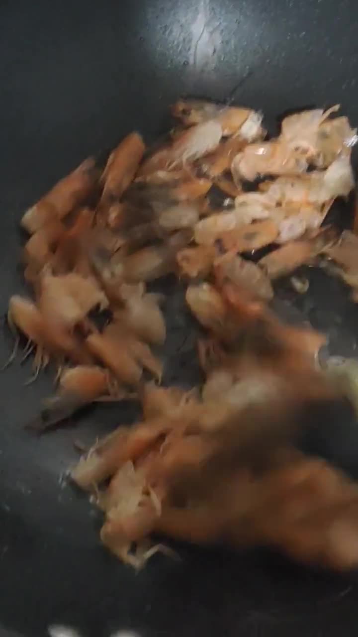 Foto langkah ke 2 dari resep Tom Yum Seafood Ala Resto.