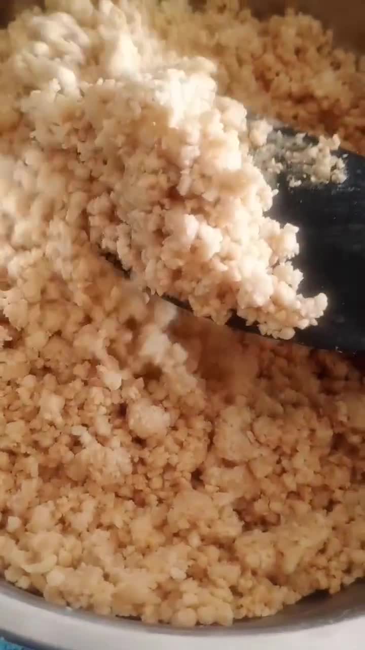 Gambar langkah 5 resipi Biskut Makmur.