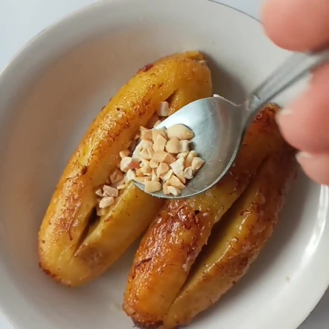 Foto langkah ke 2 dari resep Pisang Susu Cokelat Kacang.