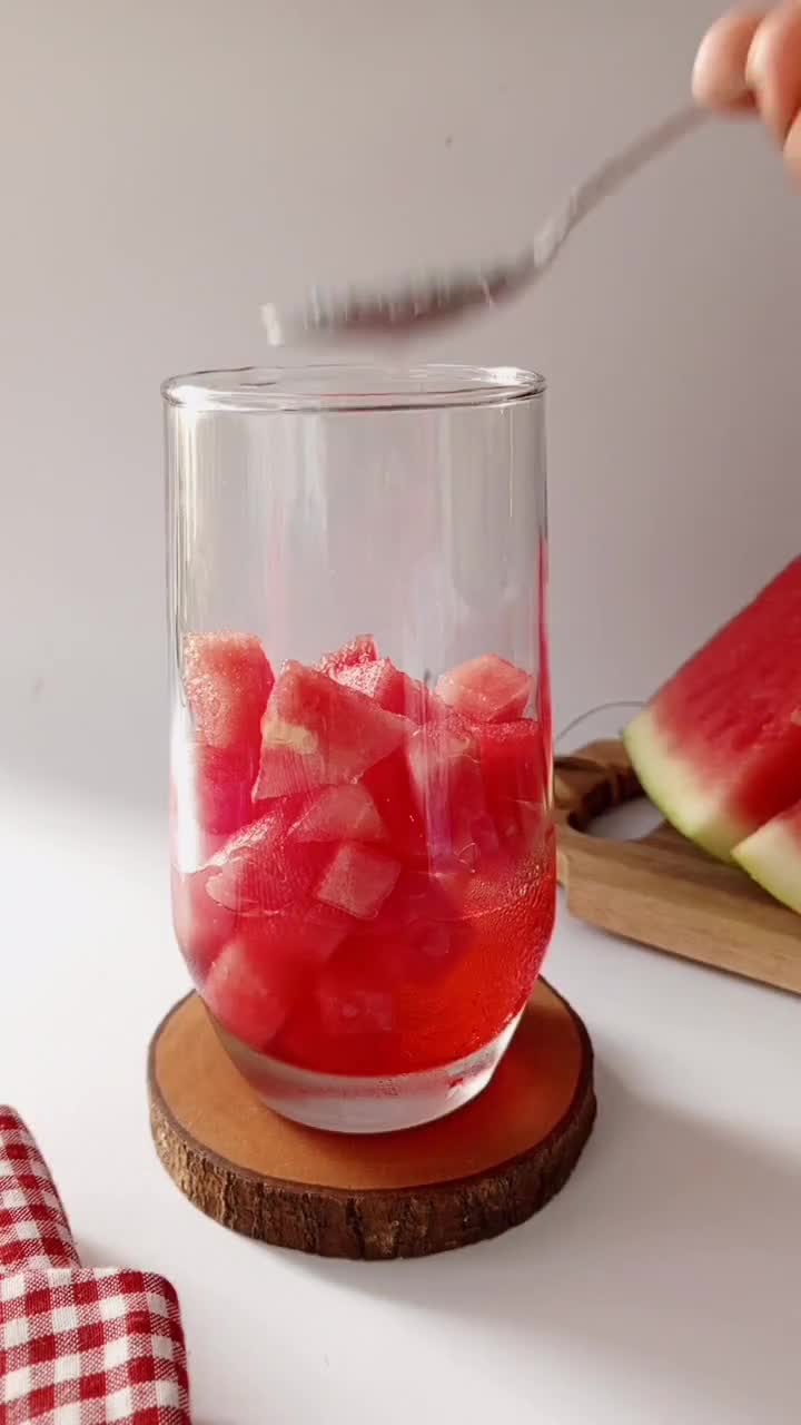 Foto langkah ke 3 dari resep Es Susu Semangka.