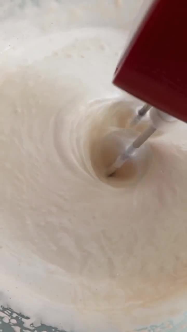 Foto langkah ke 3 dari resep Bolu Kukus Bakerpad.