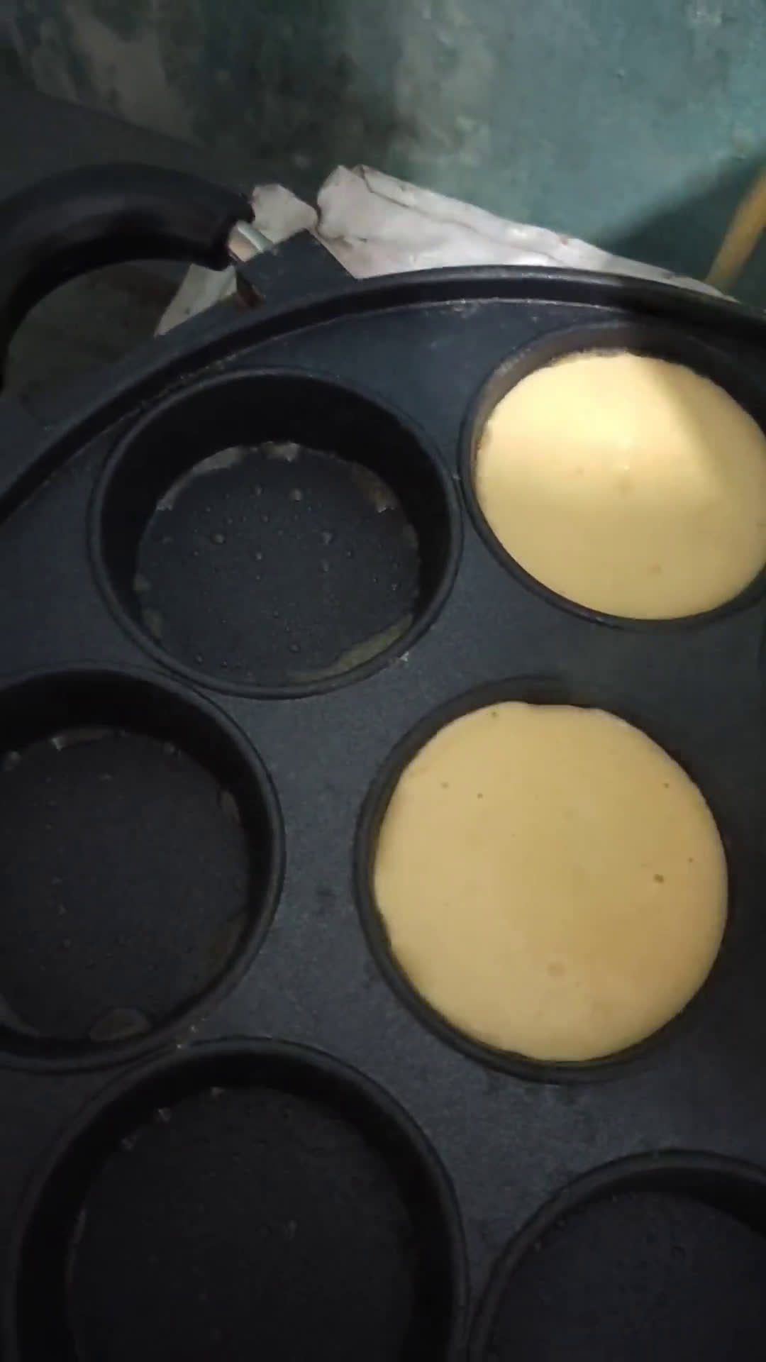 Foto langkah ke 6 dari resep Kue Lumpur Labu Kuning/ Waloh.