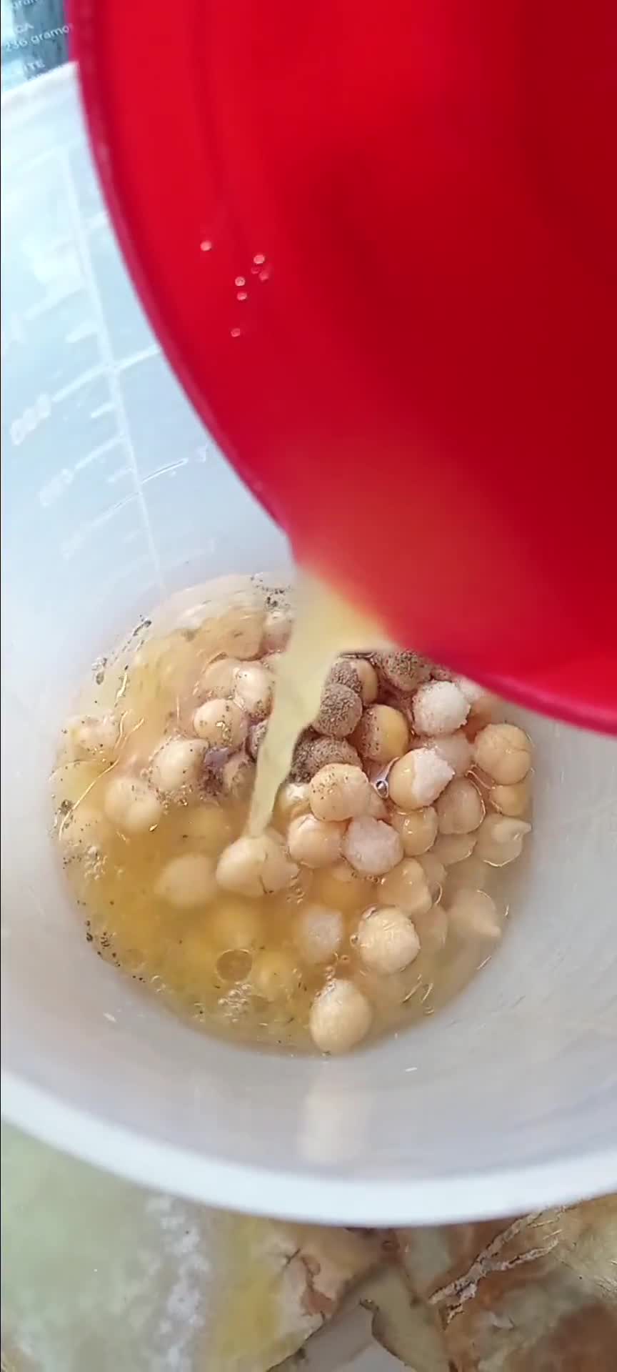 Foto del paso 1 de la receta: Hummus de batata y naranja🍊