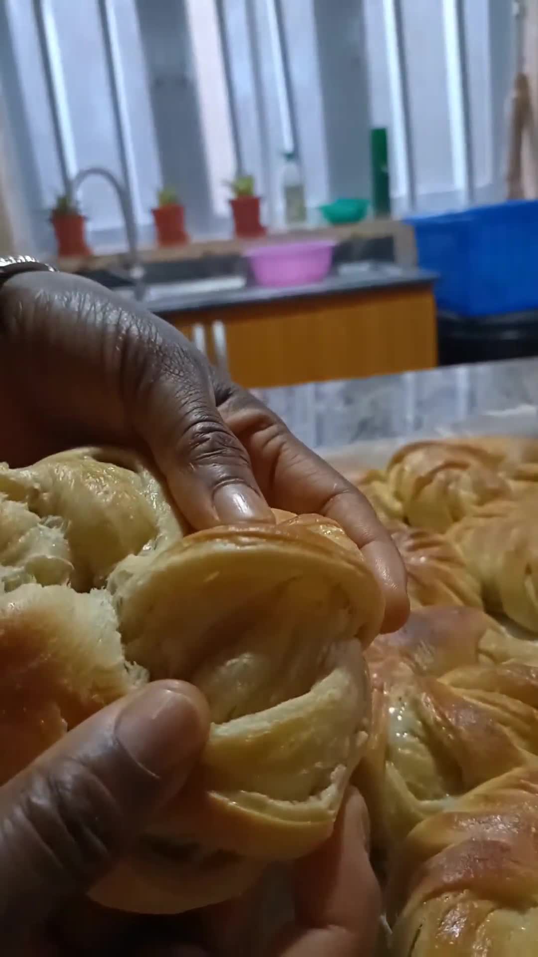 A picture of step 8 of Spiral bread rolls.