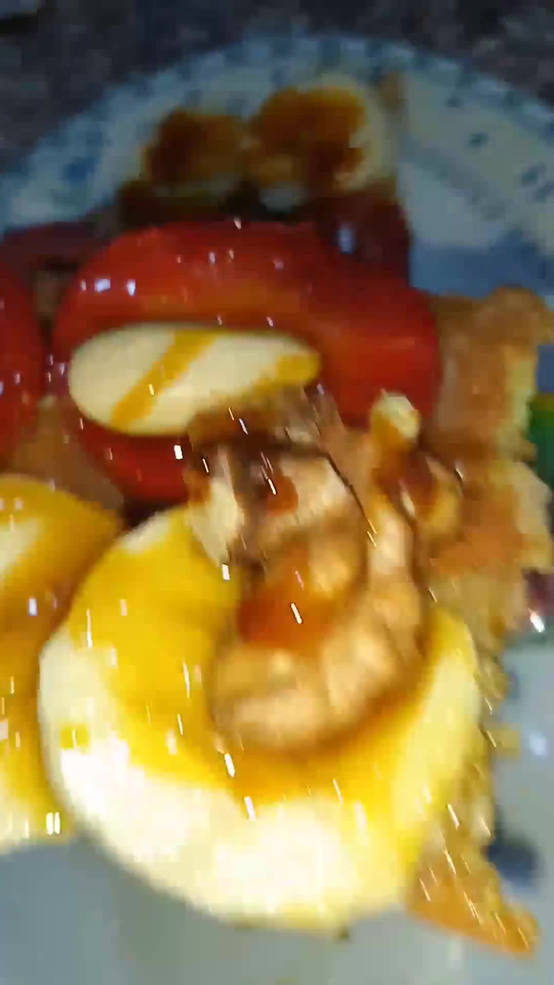 A picture of step 6 of Oat Crêpe with Banana and Strawberry.