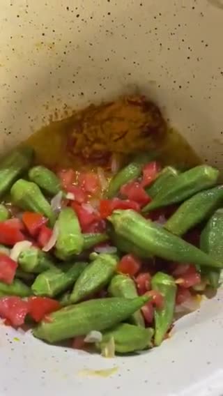 عکس مرحله 2 از دستور بامیه پلوی خوشمزه