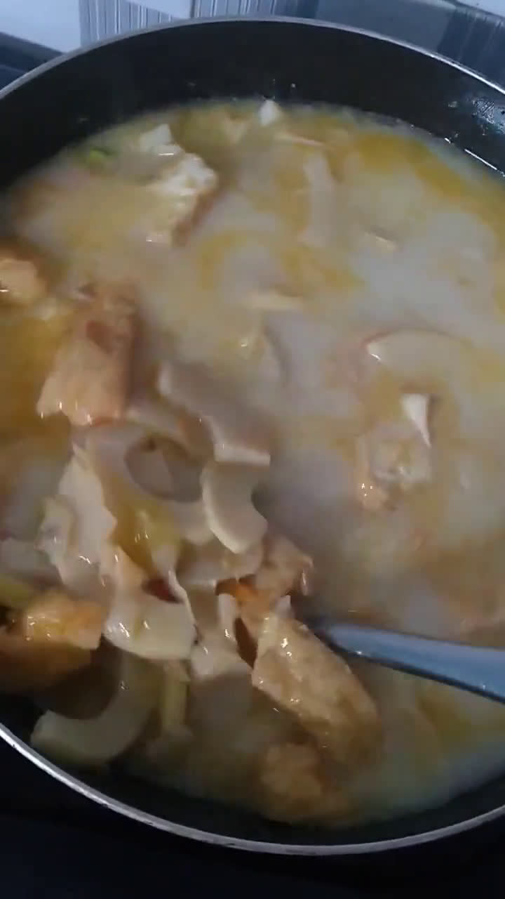 Foto langkah ke 3 dari resep Sayur rebung pete santan.