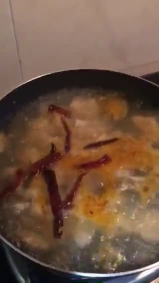 Gambar langkah 2 resipi Yee Mee Sizzling homemade.