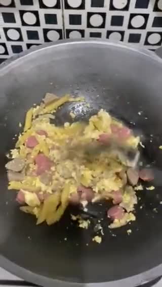 Foto langkah ke 8 dari resep Seblak Telur.