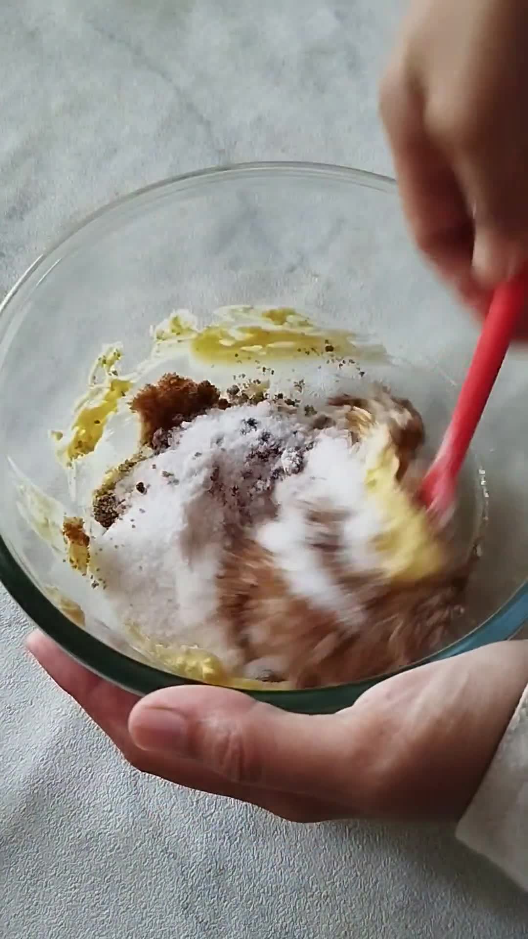Foto langkah ke 2 dari resep Mini Chocolate Chips Cookies ala Famous Amos.