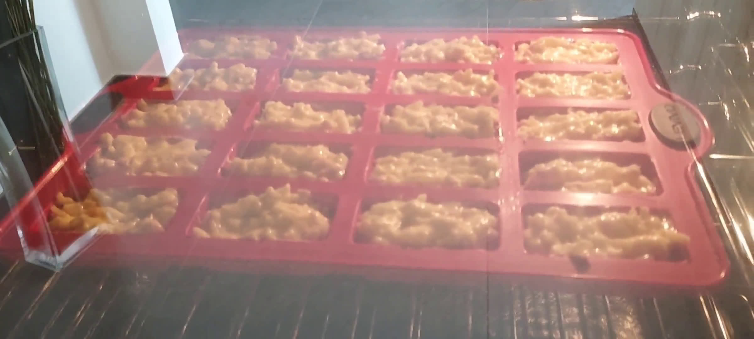 Une image de l'étape 5 de Minis cakes chèvre lardons et mozarella.