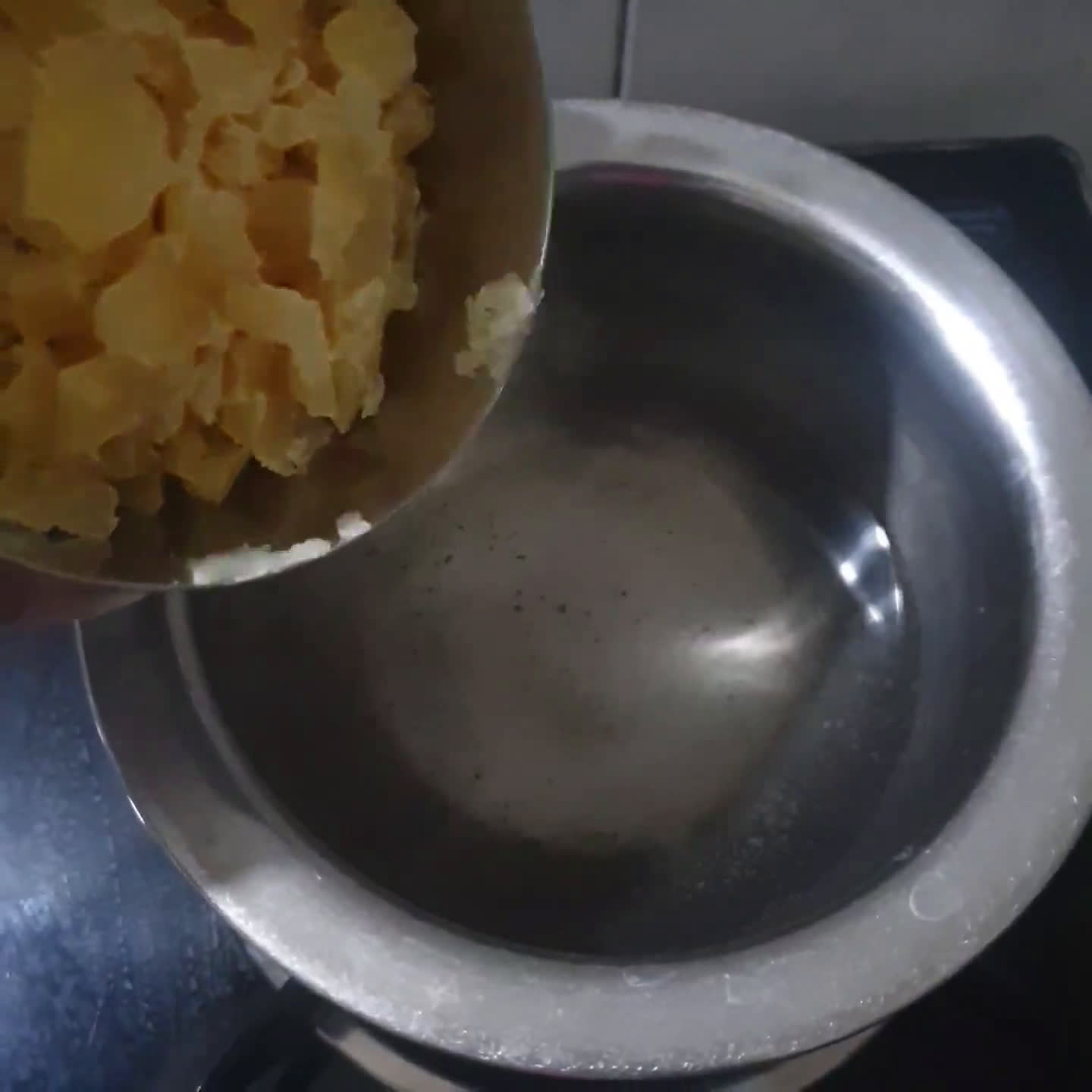 મીઠા પુડલા (Mitha pudla recipe in Gujarati) રેસીપી સ્ટેપ1ફોટો