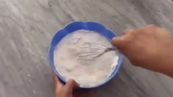 Foto langkah ke 2 dari resep Crepes / Leker.