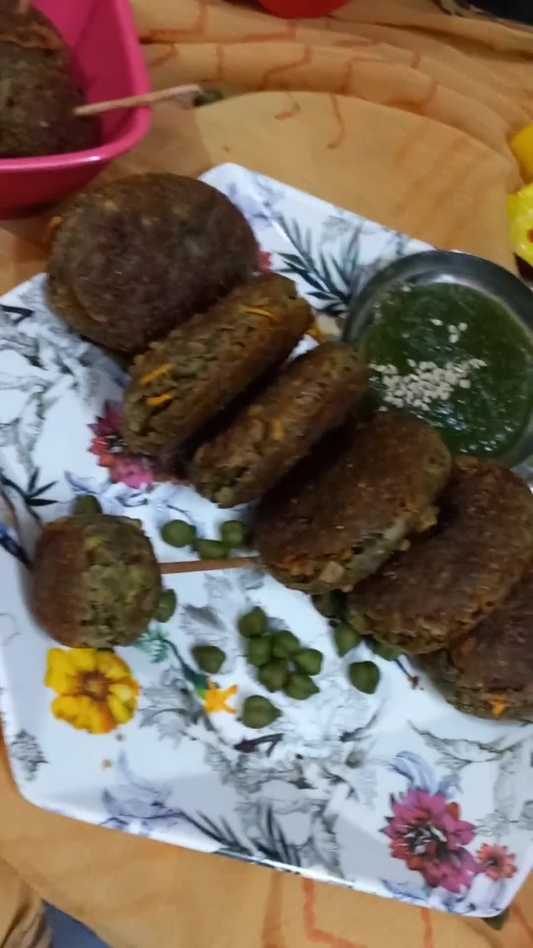 हरे चने का कबाब एण्ड लाॅलीपाॅप (Hare Chane Ka Kabab And Lolipop ki recipe in hindi) रेसिपी चरण 10 फोटो