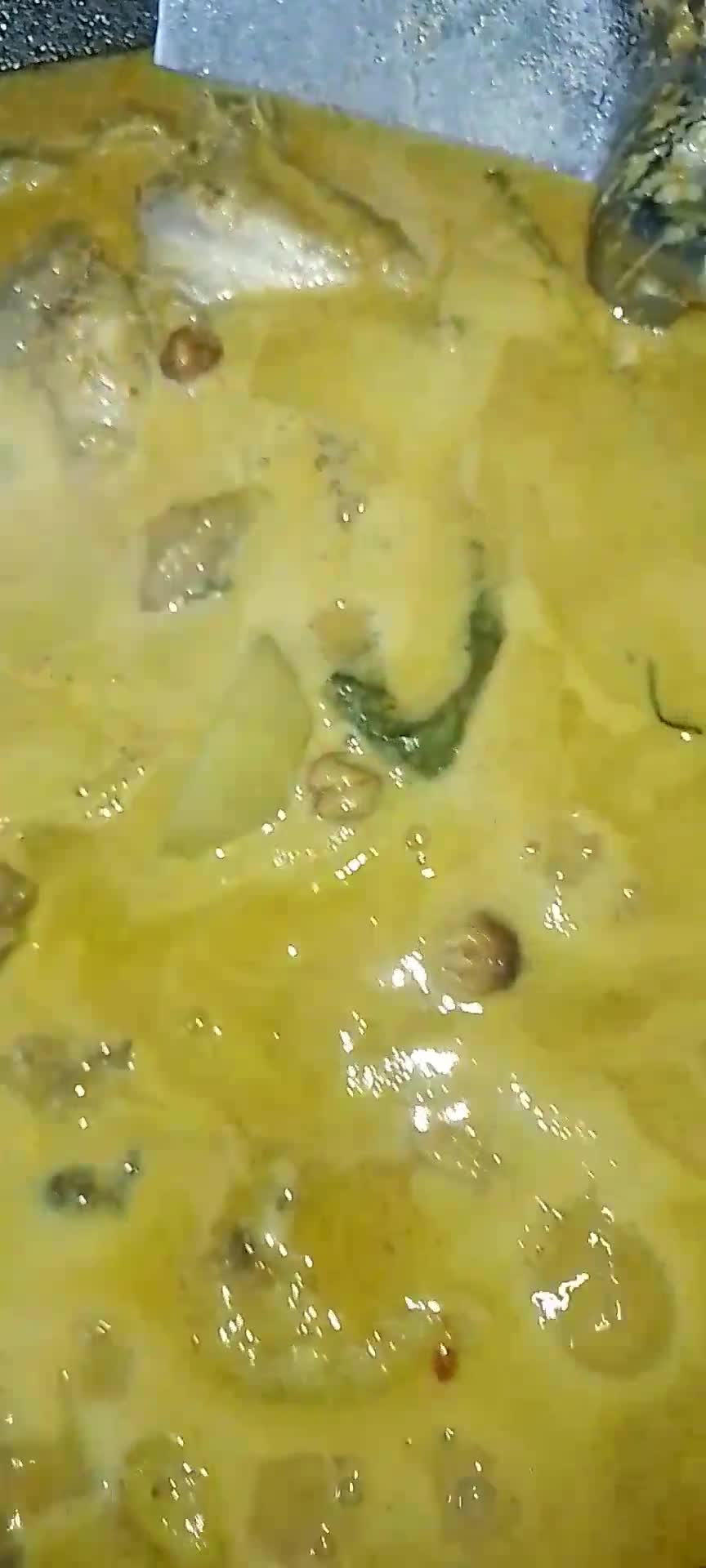 Foto langkah ke 4 dari resep Kari ayam kentang.