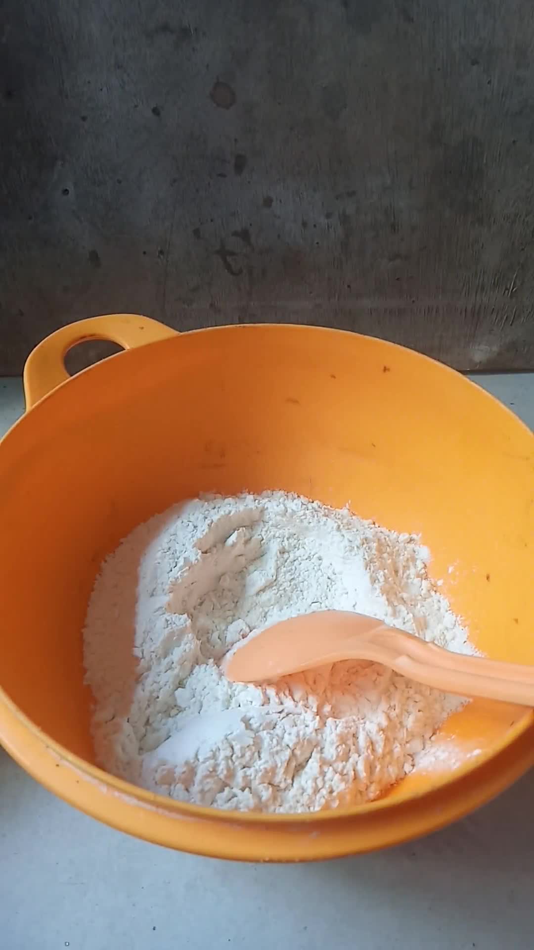 Foto langkah ke 4 dari resep Pempek Dos Teri.