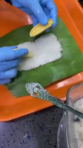 Gambar langkah 5 resipi Pulut Dakap.