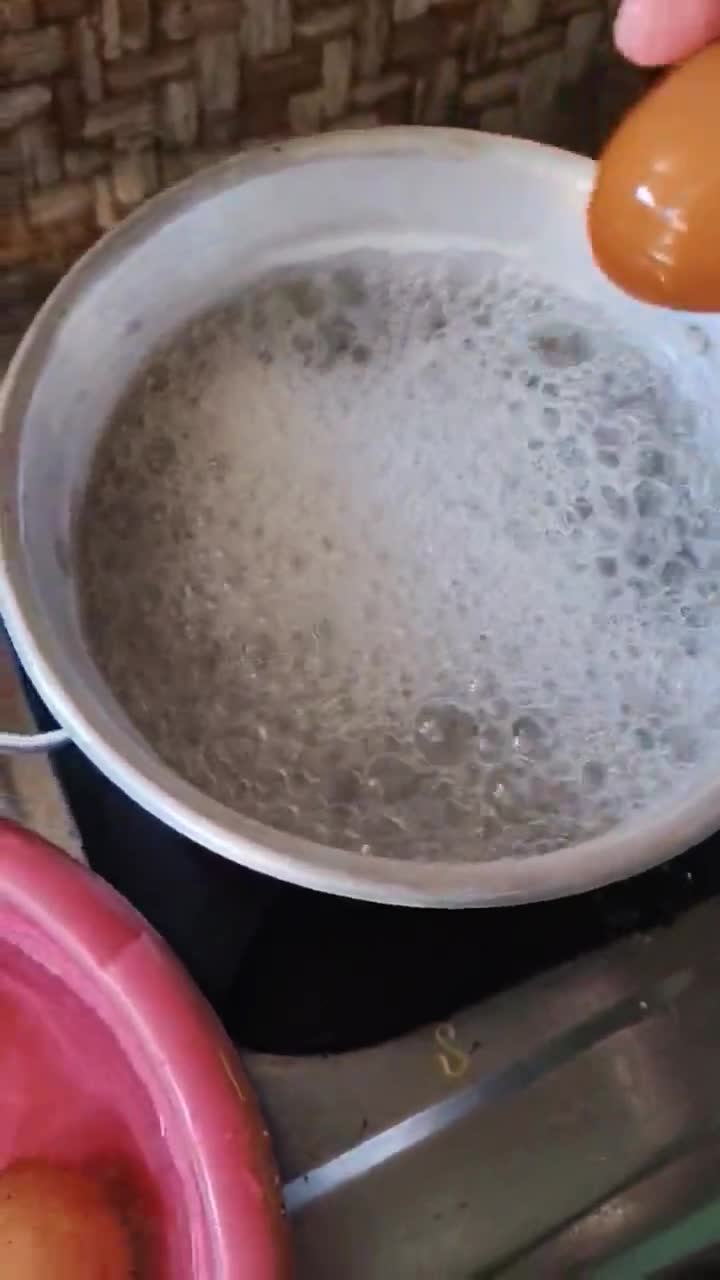 Foto langkah ke 1 dari resep Telur Pindang.