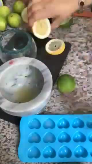 Une image de l'étape 2 de Virgin Mojito citron menthe fraiche.