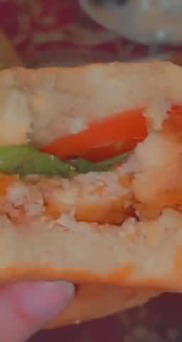 صورة لخطوة 5 من وصفة برجر صدور الدجاج 🍔