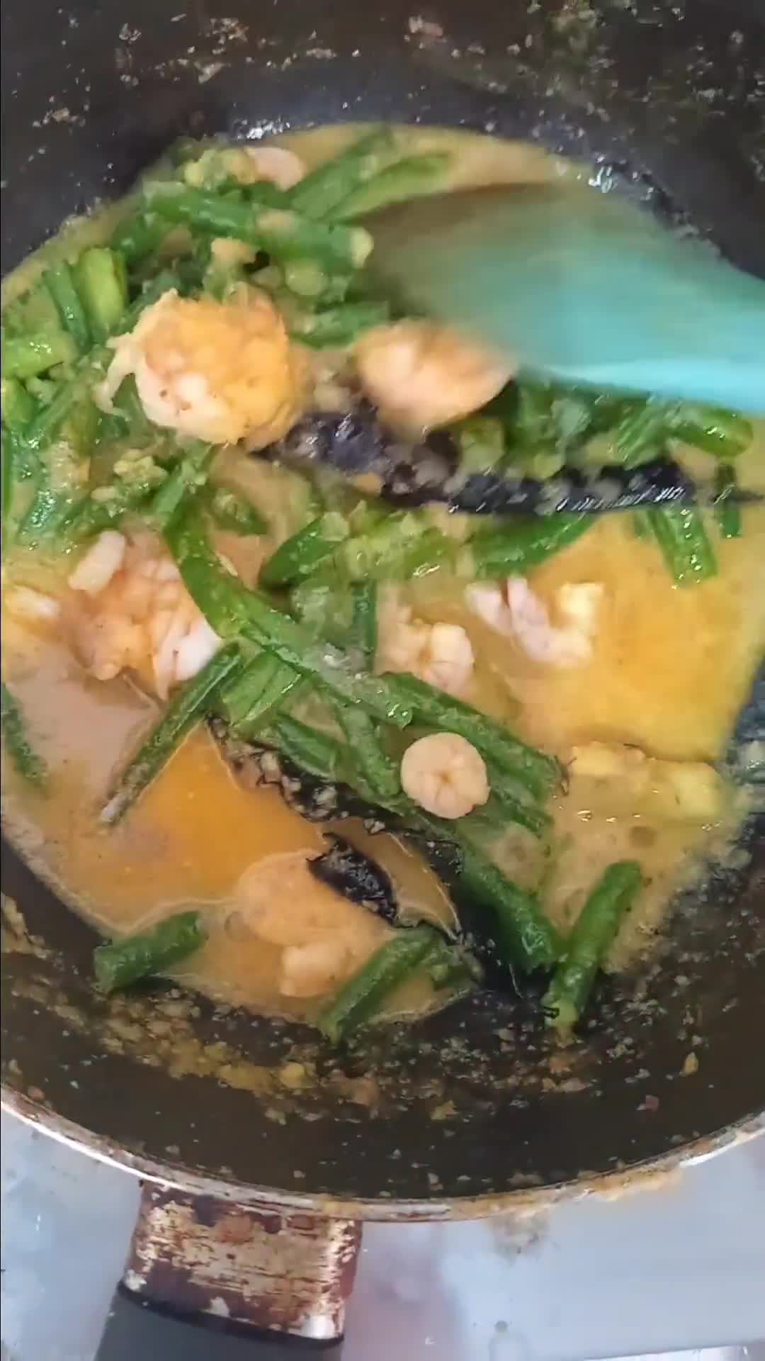 Foto langkah ke 5 dari resep Kacang panjang udang masak santan.