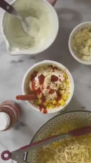 Foto del paso 5 de la receta: Sopa maruchan de elote o maruchalote