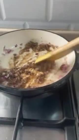 صورة لخطوة 4 من وصفة بطاطس بالكريمة