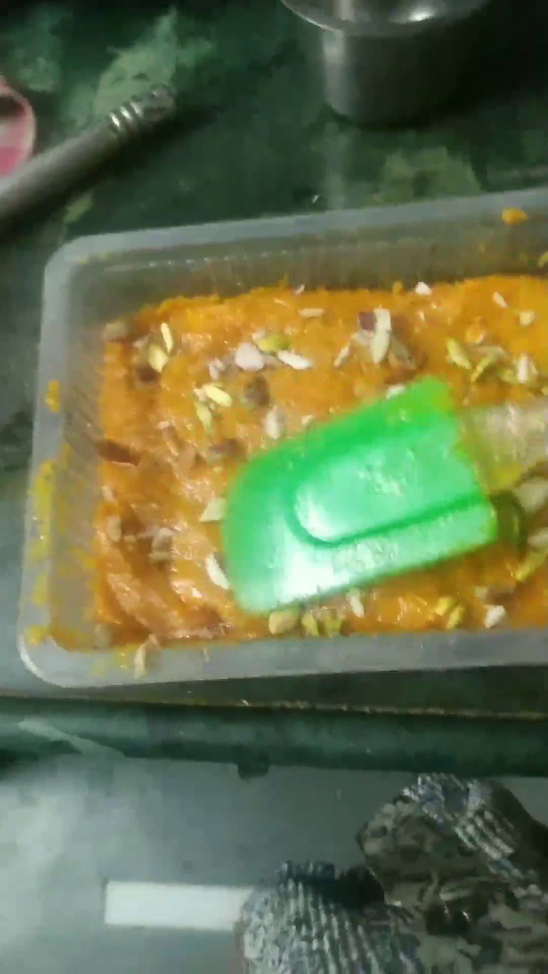 नागपूर स्पेशल संत्रा बर्फी (santra burfi recipe in marathi) रेसिपी स्टेप 4 फोटो 