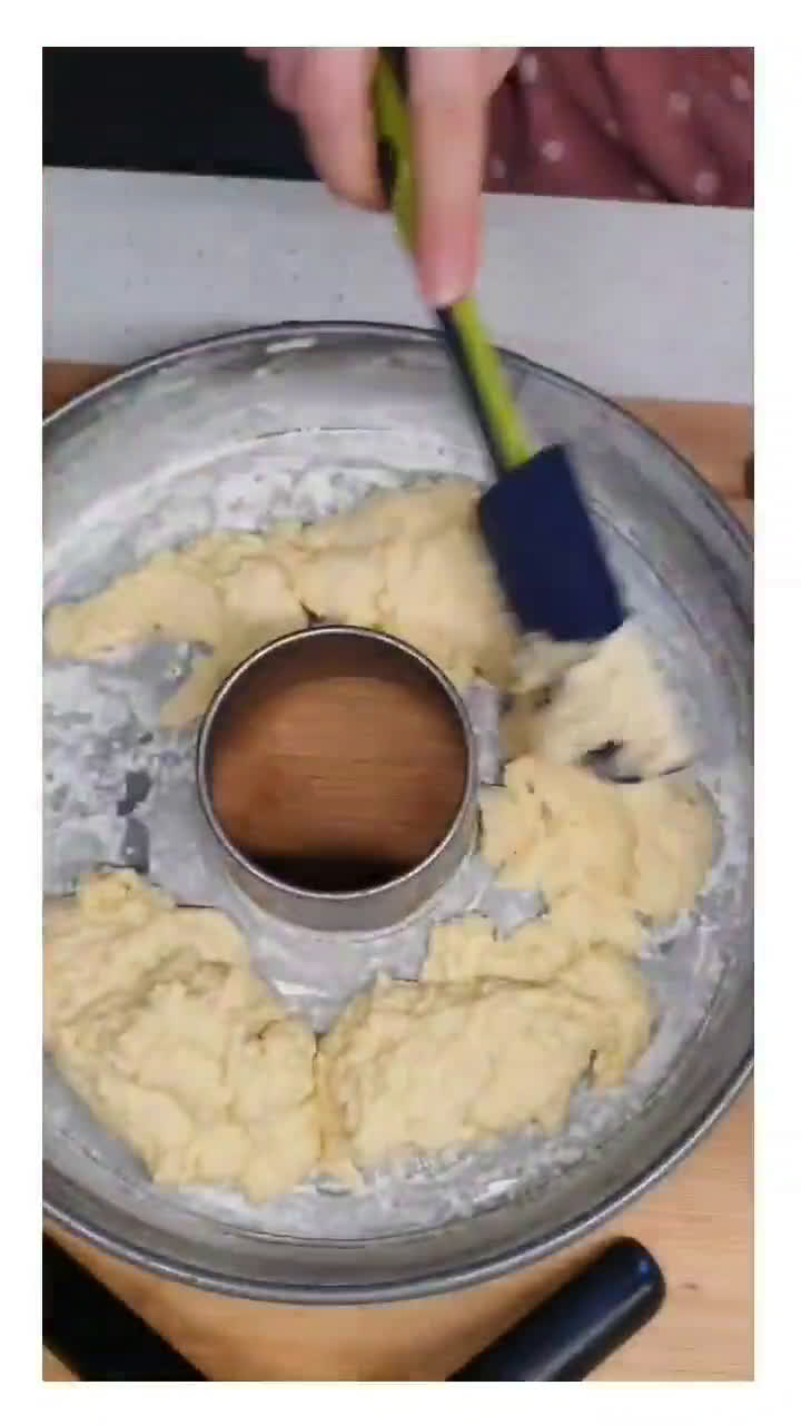 Foto del passaggio 7 della ricetta Ciambella cocco e lamponi