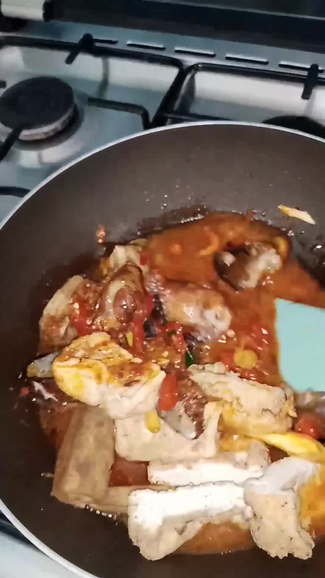 Foto langkah ke 2 dari resep Mangut Ikan Manyung Asap Resep Ibu.