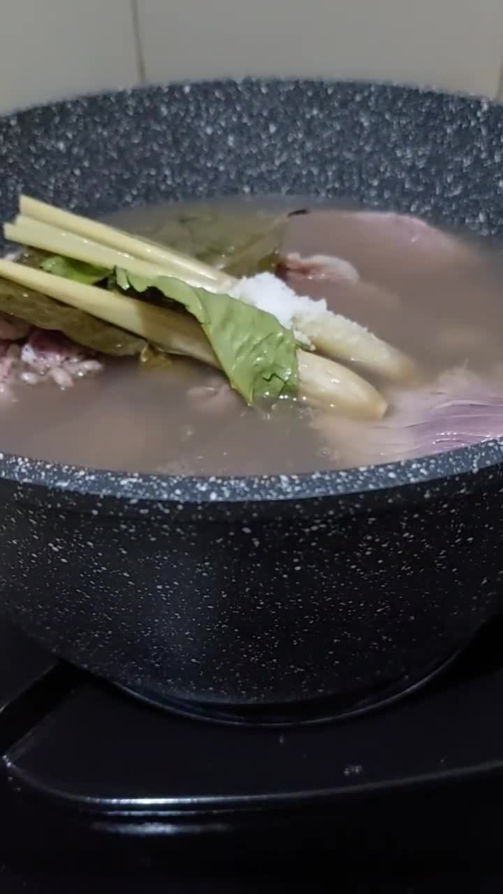 Foto langkah ke 2 dari resep Gepuk Daging Sapi Serundeng.