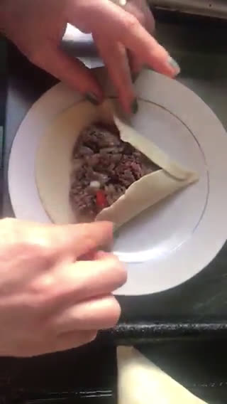 Foto del paso 3 de la receta: Fatay (Empanadas árabes)