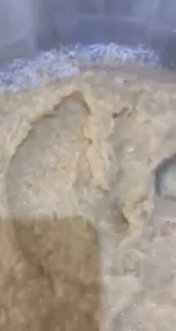 صورة لخطوة 6 من وصفة بسبوسه محشيه بالقشطه