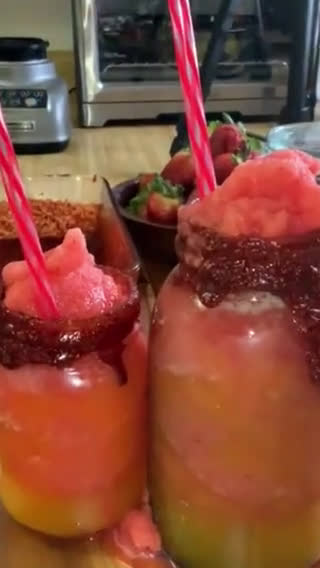 Foto del paso 6 de la receta: Smoothie de fresa escarchado con CHAMOY