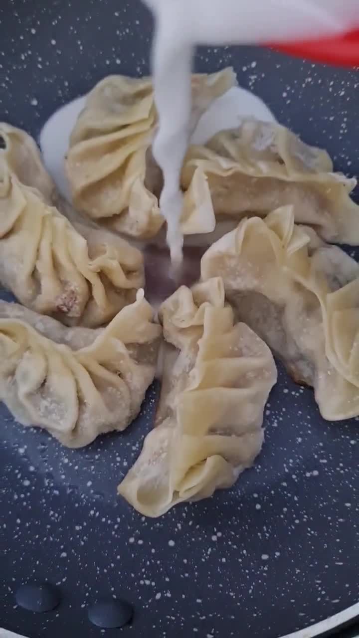 Foto langkah ke 8 dari resep Gyoza Ayam.