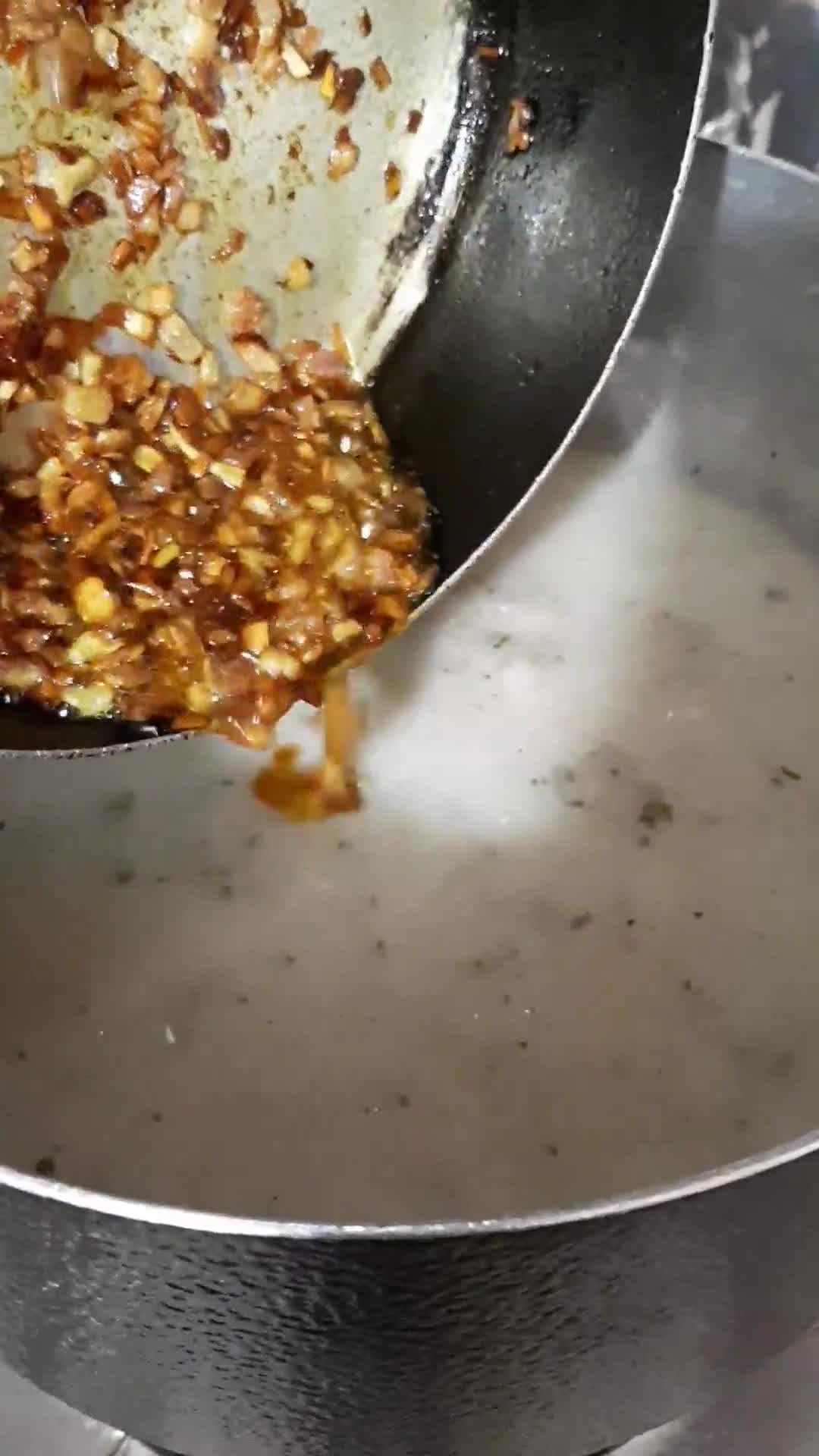 عکس مرحله 2 از دستور آش ترخینه ۲ (چالش روزهای برفی❄❄)