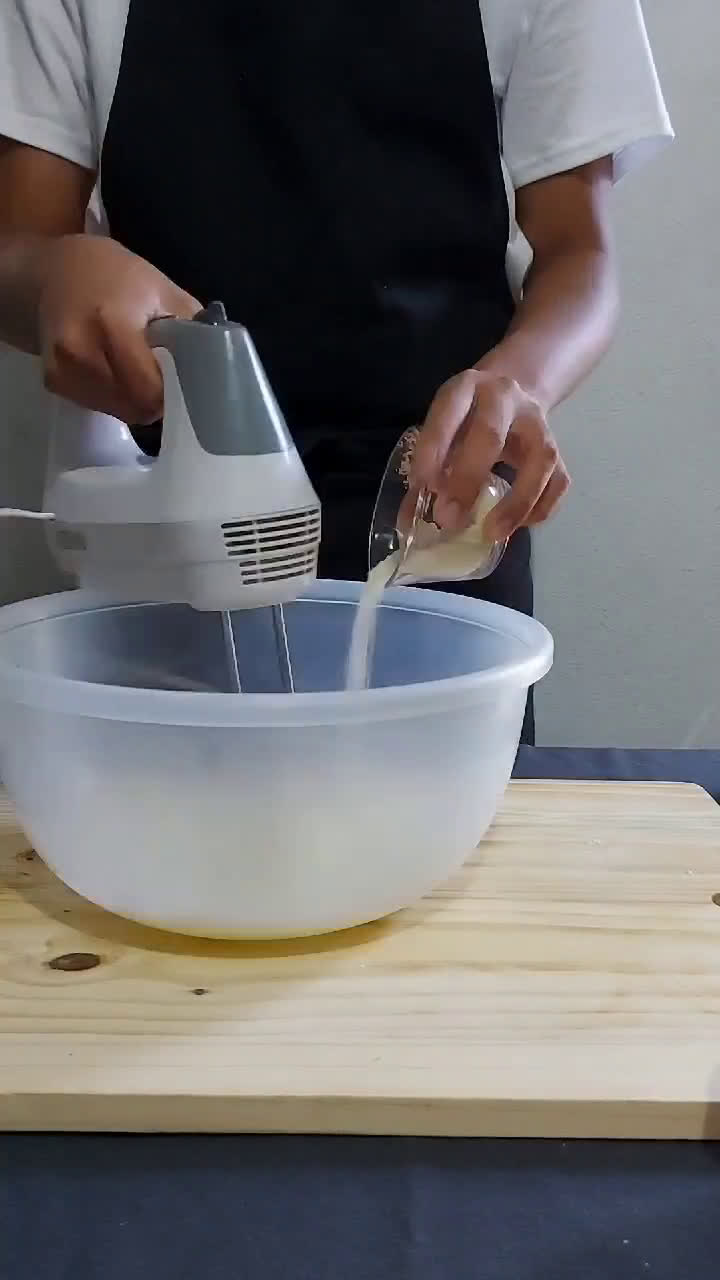 Foto del paso 3 de la receta: Jelly roll de crema de limón