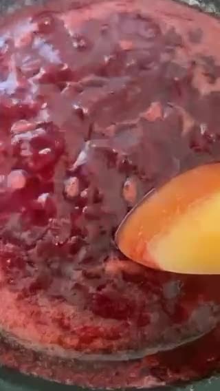 Foto langkah ke 2 dari resep Strawberry jam homemade.