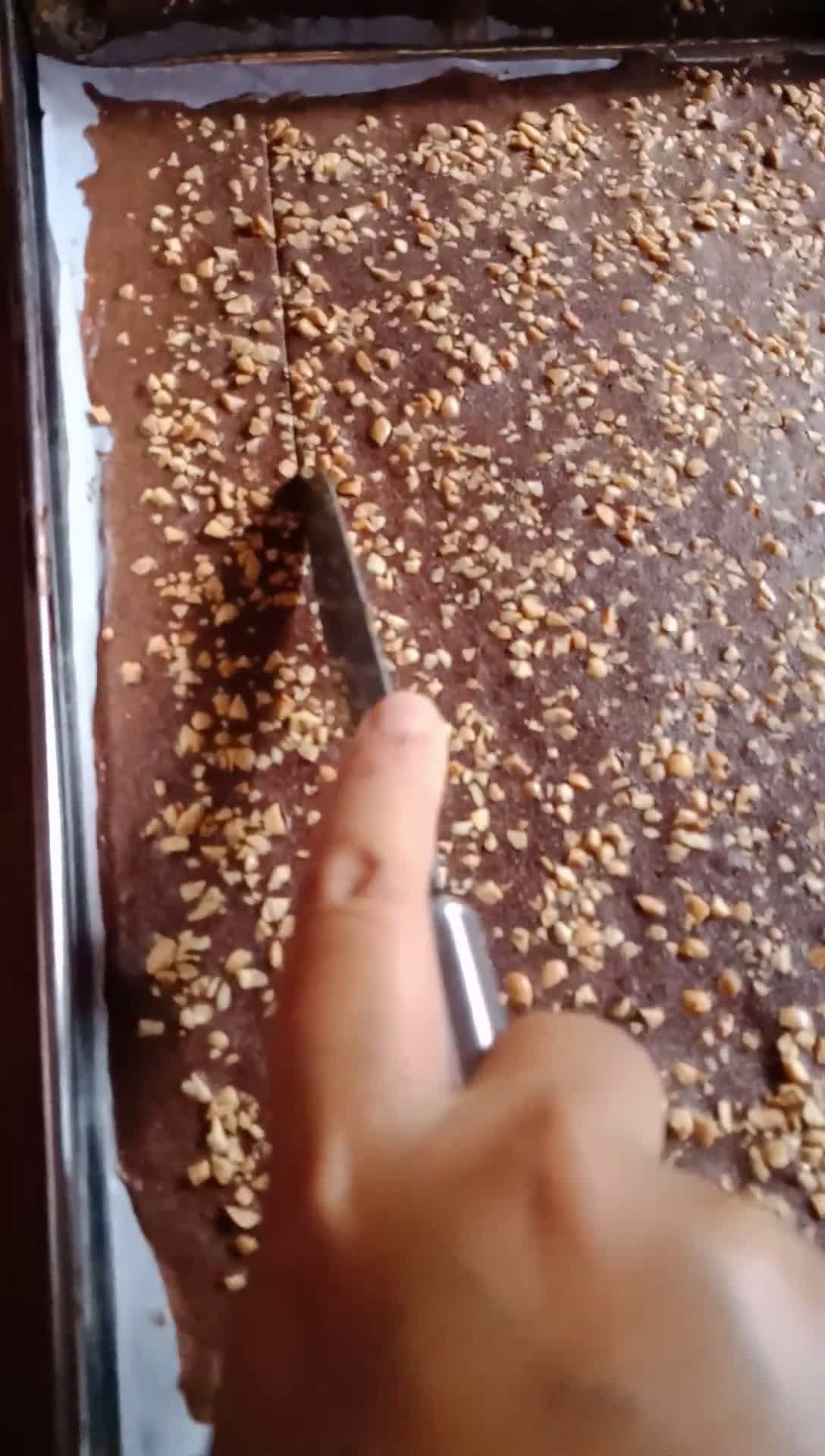 Foto langkah ke 7 dari resep Keripik Brownies.
