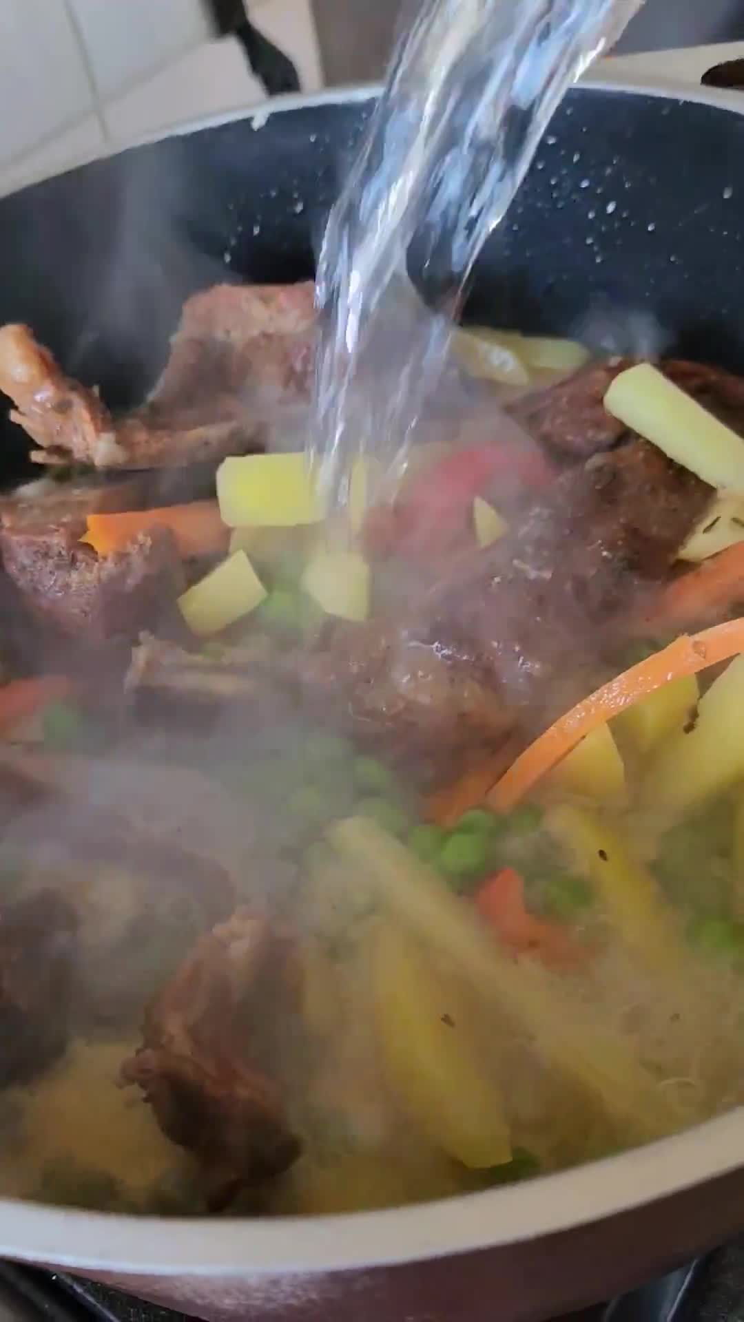 Foto del paso 3 de la receta: Estofado de cerdo ahumado sureño