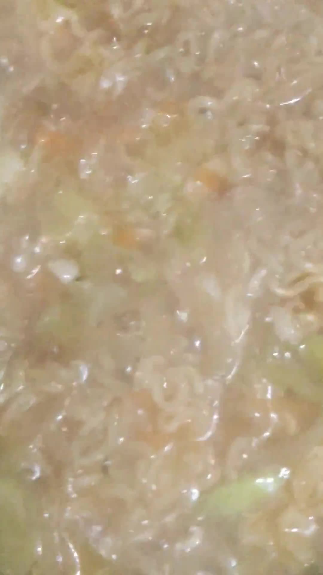 Foto del paso 3 de la receta: Ramen vegano con coliflor, zanahoria y repollo