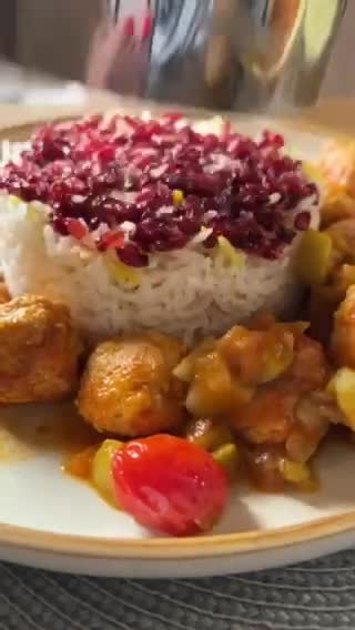 عکس مرحله 3 از دستور غوره پلوی مازندرانی به روش بهاره