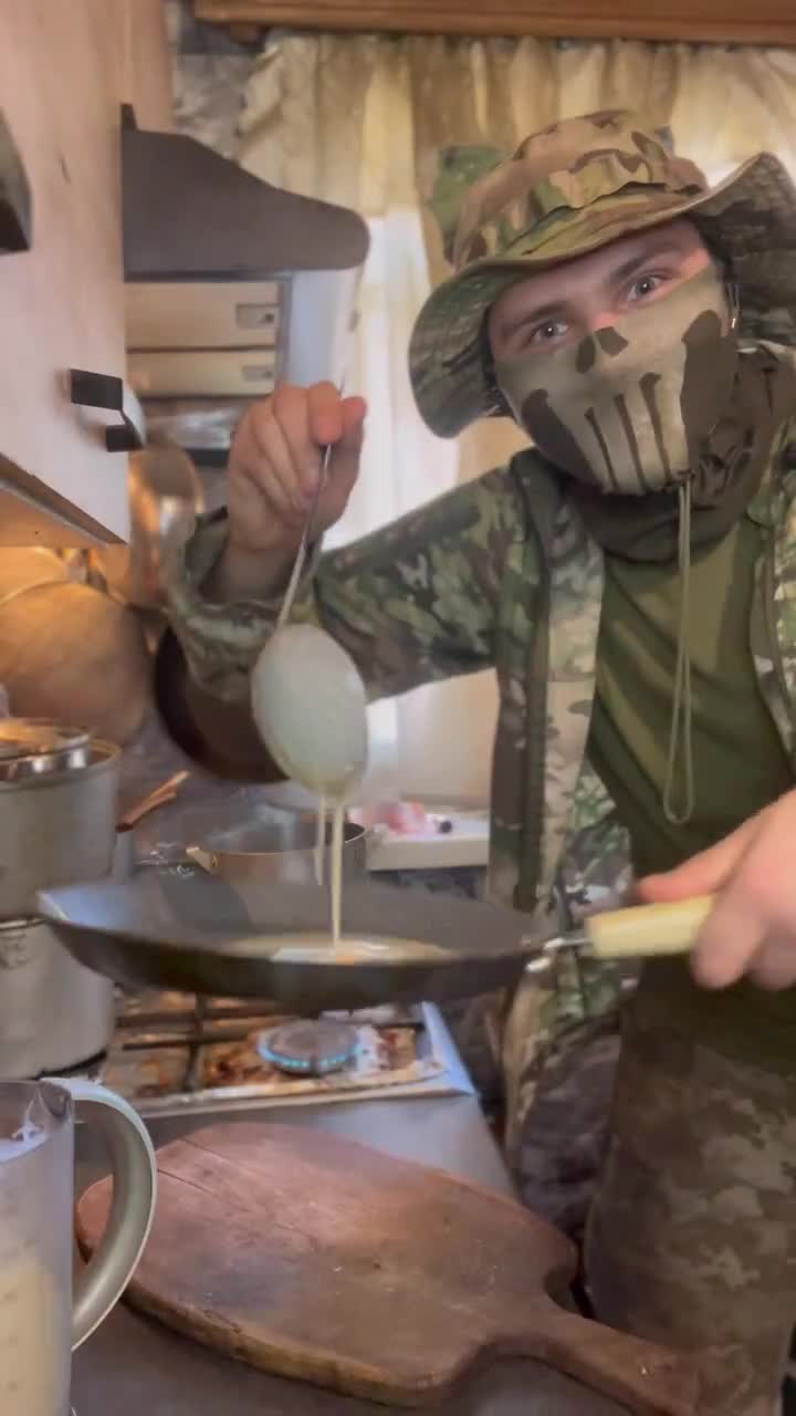 Фото кроку 4 до Налисники з сиром та джемом.