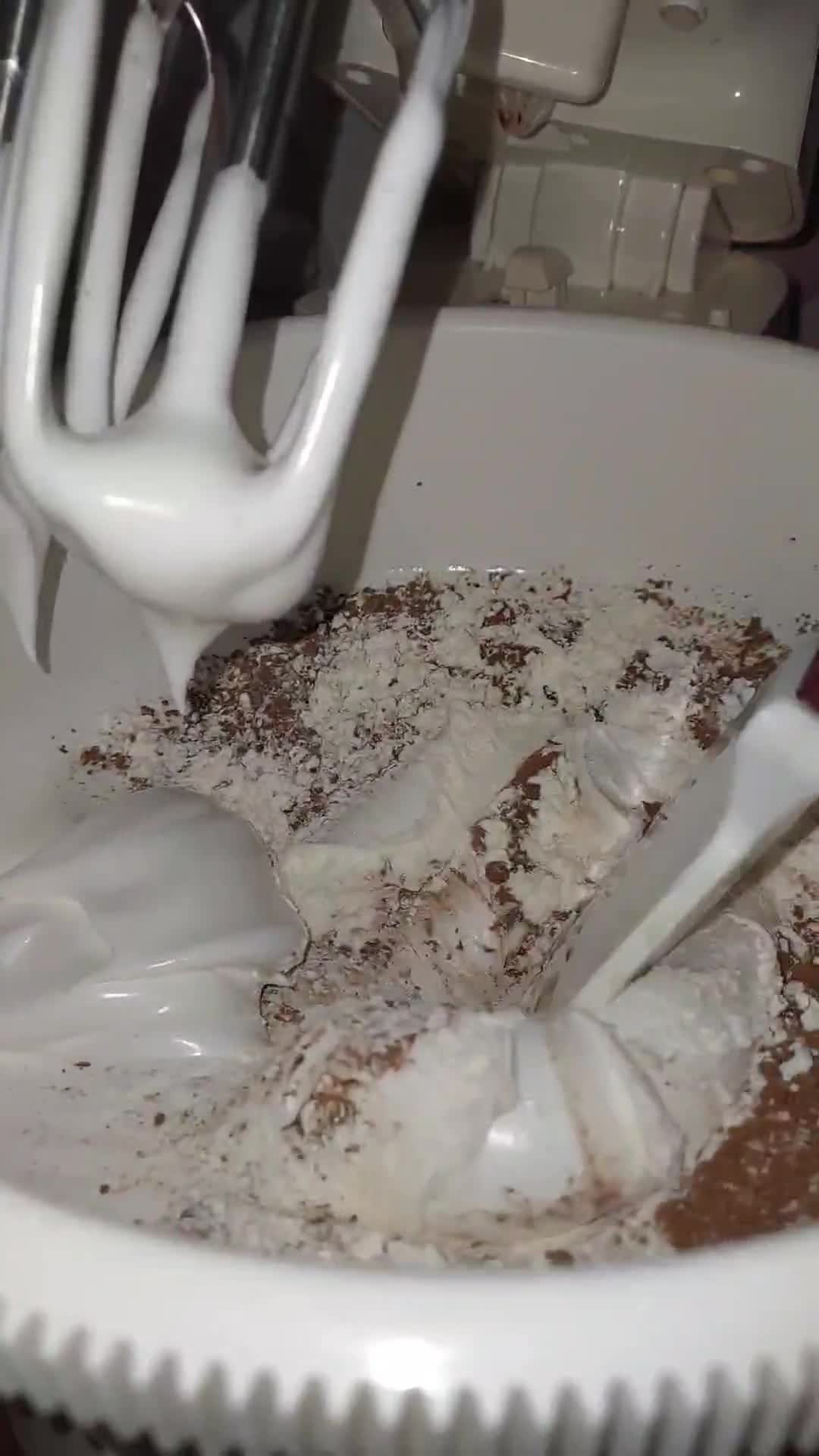 Foto langkah ke 4 dari resep Brownies kukus Putih Telur.