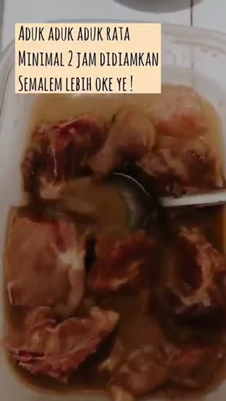 Foto langkah ke 1 dari resep Iga Babi Goreng Tepung.