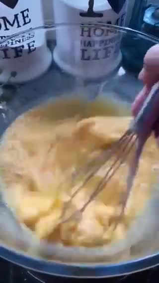 Gambar langkah 5 resipi Kek Gula Hangus / Sarang Semut.