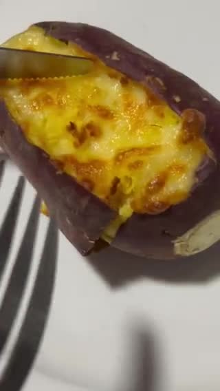 Hình bước làm 4 của món Khoai Lang Nướng Phô Mai 🫕🧀🍠
